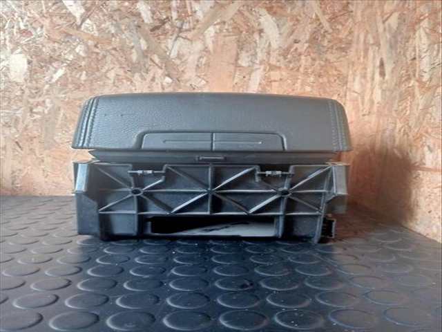 Foto 2ª: Consola Central Volkswagen Touareg TDI V10 313CV (2006)