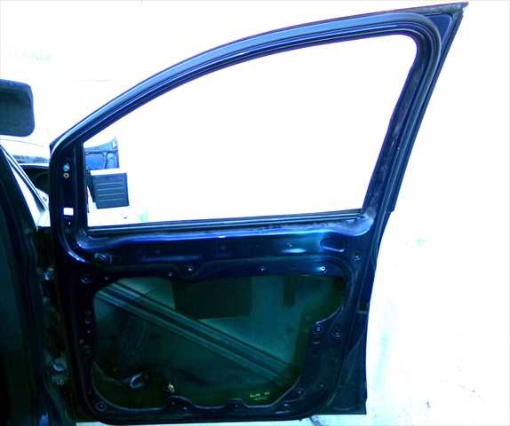 Foto 2ª: Puerta Delantera Derecha Volkswagen Touran 1.9 TDI 2003-2006 [AVQ] (2004)