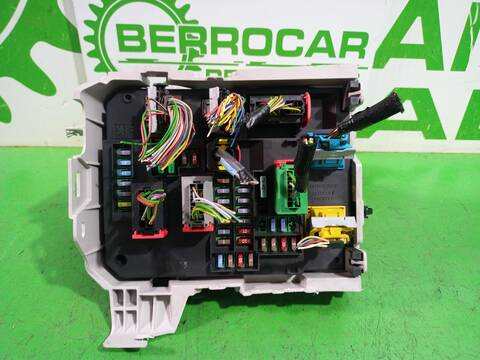 Foto 2ª: Caja Reles Fusibles Peugeot 508 ACTIVE 150CV 110KW [AH01] (2018)