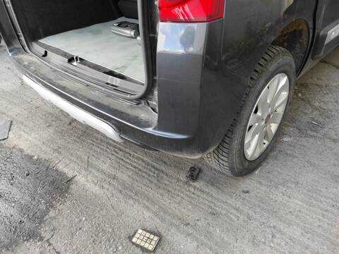 Foto 2ª: Paragolpes Trasero Fiat Qubo 199A2000 (2013)