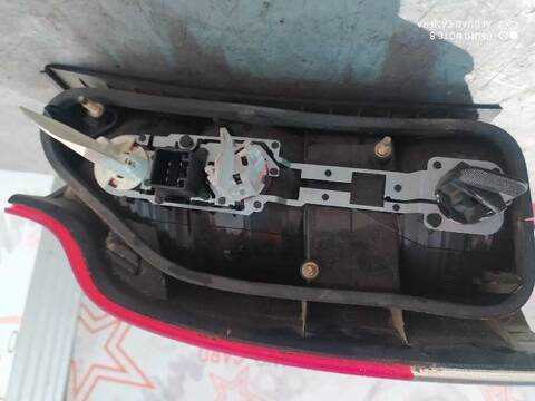 Foto 2ª: Piloto Trasero Derecho Volvo V70 D5 163CV 120KW FAMILIAR [D5244T] (2001)