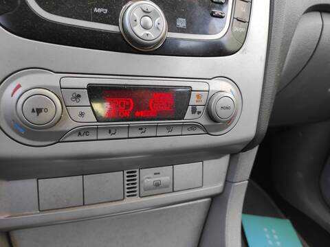 Foto 1ª: Mando Climatizador Ford Focus G6DD (2008)