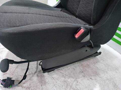 Foto 3ª: Asiento Delantero Derecho Renault Scenic GRAND EMOTION 112CV [K4M812] (2003)