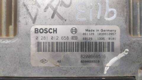 Foto 1ª: Centralita Motor ECU Nissan Primastar AVANTOUR L1H1 2 7 T - 7-SITZER 114CV 84KW [M9R E7] (2009)