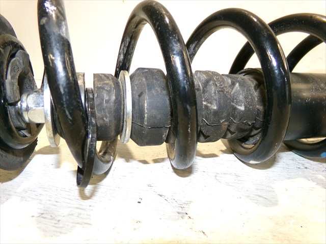 Foto 4ª: Amortiguador Trasero Derecho Dacia Duster 1.2 G 2024- [H5FA6] (2025)