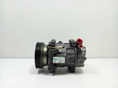 Foto 1ª: Compresor Aire Acondicionado Dacia Duster K9K898 (2013)