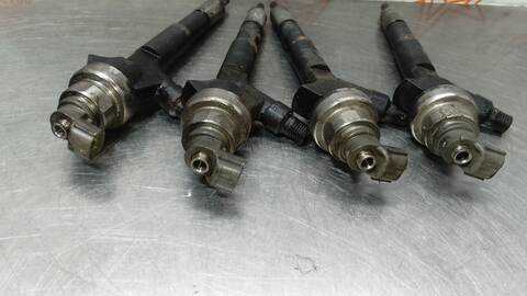 Foto 2ª: Inyectores Opel Astra EDITION 125CV 92KW [Z17DTR] (2009)