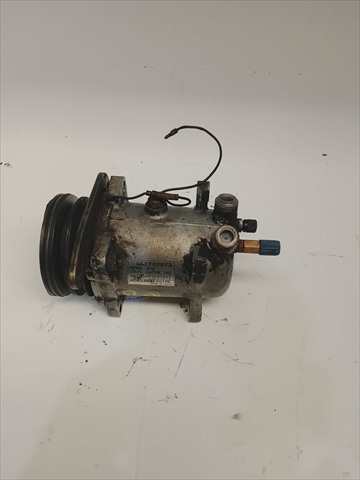 Foto 1ª: Compresor Aire Acondicionado Mercedes 190 2.0 GASOLINA [G/102961] (1989)