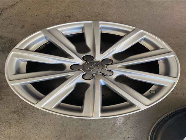 LLanta Chapa Audi A1 1.6 TDI 105CV