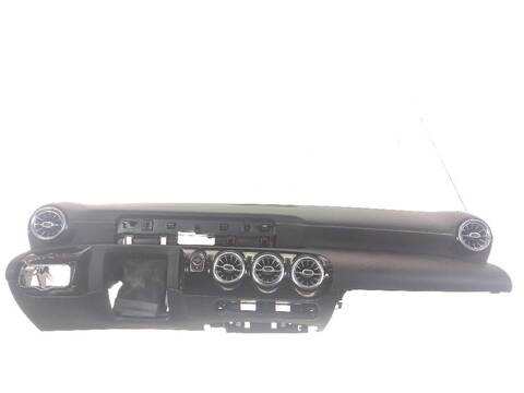 Salpicadero Mercedes Clase A 140 A 220 D 177.014)