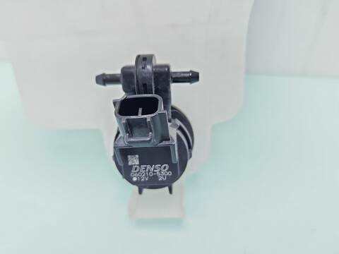 Foto 3ª: Deposito Limpiaparabrisas Honda Hrv 1.5 RU1) 130CV 96KW RU) [L15B4] (2017)