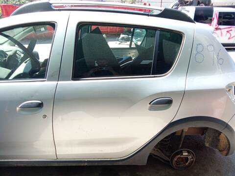 Puerta Trasera Izquierda Dacia Sandero TCE 90 B8M1 B8MA) 90CV 66KW