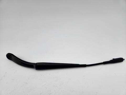 Brazo Limpia Delantero Izquierdo Mercedes Clase A 140 A 45 AMG 4-MATIC 176.052) 360CV 265KW
