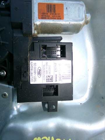 Foto 4ª: Elevalunas Eléctrico Delantero Derecho Ford Kuga 2.0 TDCI 2008-2013 [UFDA] (2012)