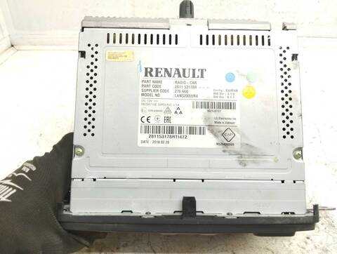 Foto 3ª: Sistema Audio Radio CD Renault Captur DYNAMIQUE 90CV 66KW [H4B B4] (2018)