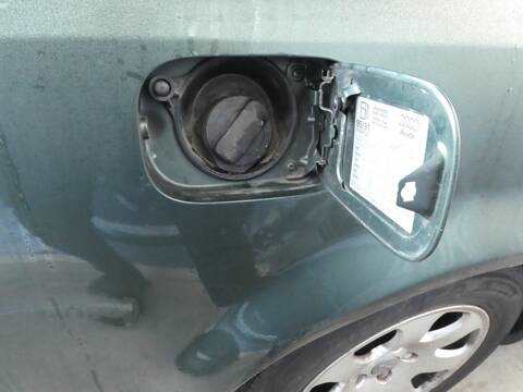 Tapa Exterior Combustible Audi A4 AVJ BERLINA