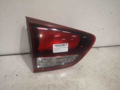 Foto 3ª: Piloto Portón Izquierdo Kia Carens D4FD (2018)