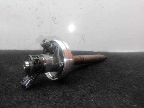 Foto 1ª: Inyectores Nissan Cabstar 35.15 DCI 45.15 DCI 3.0 F24M) 150CV 110KW [ZD30] (2012)