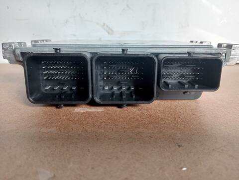 Foto 3ª: Centralita Motor ECU Ford Focus URBAN 1 TDCI CAT 95CV [T3DA] (2010)