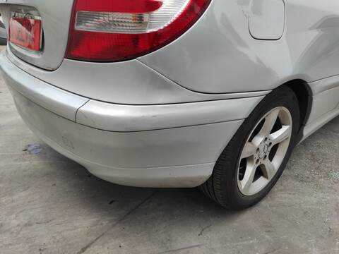 Foto 3ª: Paragolpes Trasero Mercedes Clase C 160 271946 COUPE (2004)