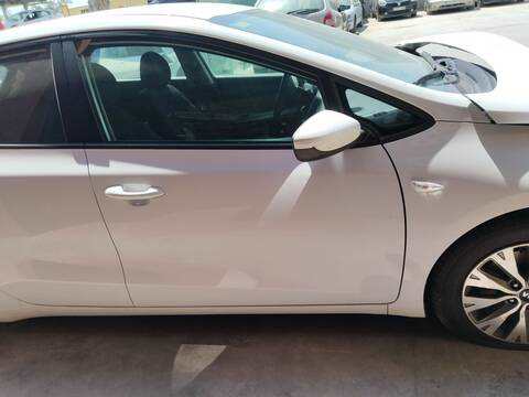 Puerta Delantera Derecha Kia Ceed D4FC CD)