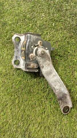 Foto 2ª: Caja Reles Fusibles Lexus LX 4.7 G 470 V8 (2002)