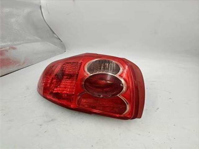 Foto 2ª: Piloto Trasero Izquierdo Toyota Auris 1.4 ACTIVE [1.4 LTR. - 66 KW TURBODIESEL CAT]