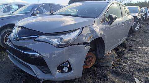 Radiador Motor Toyota Avensis BUSINESS ADVANCE