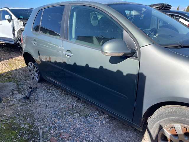 Foto 3ª: Puerta Delantera Derecha Volkswagen Golf 2.0 TDI 140cv [BKD] (2008)