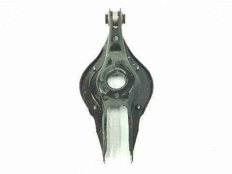 Foto 3ª: Brazo Suspension Trasero Derecho Bmw Serie 1 114 2.0 TD 116CV [N47D20C] (2011)