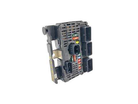 Caja Reles Fusibles Peugeot 407 VERSION INDEFINIDA
