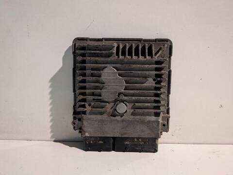 Centralita Motor ECU Volkswagen Polo CAYB