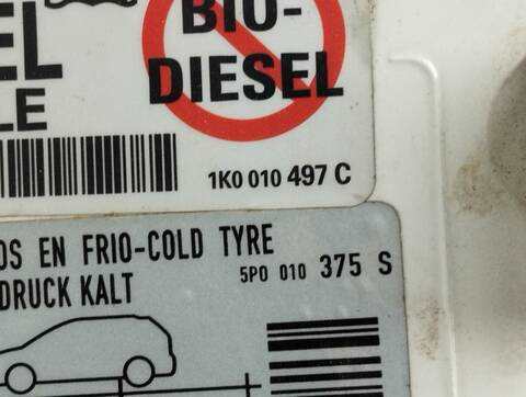 Foto 2ª: Tapa Exterior Combustible Seat Altea 1.9 TDI 105CV 77KW [BXE] (2010)