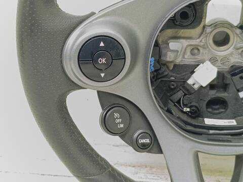 Foto 3ª: Volante Smart Forfour BASIS 52KW) 453.042) 71CV [H4D] (2016)