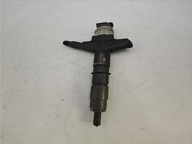 Inyectores Nissan Navara 2.5 DOBLE CAB LE 4X4 [2.5 LTR. - 126 KW DCI DIESEL CAT]