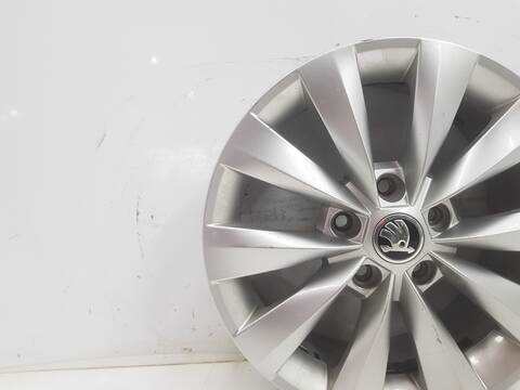 Foto 2ª: LLanta Aleacion Skoda Karoq AMBITION 4X4 (2017)