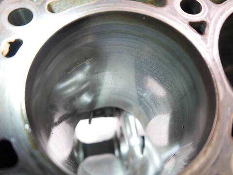 Foto 3ª: Bloque Motor Audi Q7 233 CV 171KW [BUG] (2007)