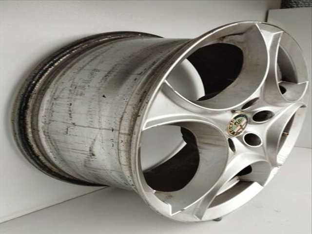 Foto 2ª: LLanta Aleacion Alfa Romeo Spider 2.4 JTD 20V 200CV 147KW [939A3000] (2008)