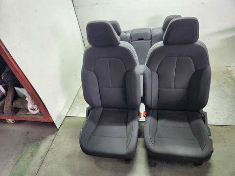 Asientos Traseros Volvo XC 40 MOMENTUM PRO 2WD 163CV 120KW