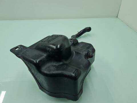 Foto 3ª: Deposito Limpiaparabrisas Mercedes Clase A 140 A 180 CDI BLUEEFFICIENCY 176.000) 109CV 80KW [651901] (2013)