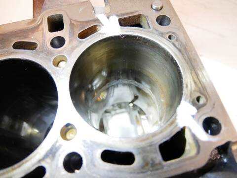 Foto 2ª: Bloque Motor Opel Astra 75 CV 55KW [B13DTC] (2014)