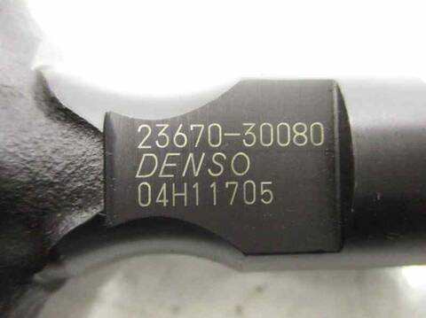 Foto 3ª: Inyectores Toyota Land Cruiser VERSION INDEFINIDA (2004)