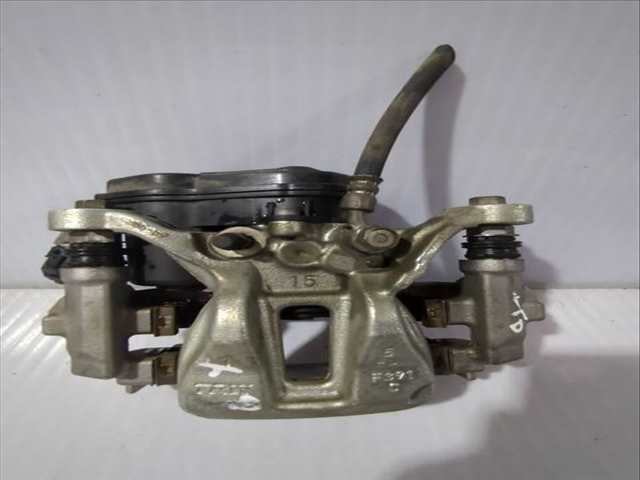 Foto 2ª: Pedal Embrague Toyota Yaris 1.5 HYBRID MXPH11) 92CV 68KW [M15A-FXE] (2020)