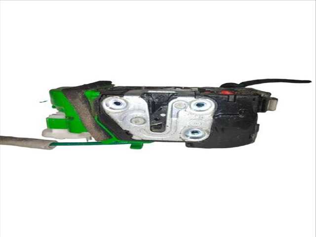Foto 3ª: Cerradura Puerta Trasera Izquierda Hyundai i40 1.7 CRDI 116CV (2012)