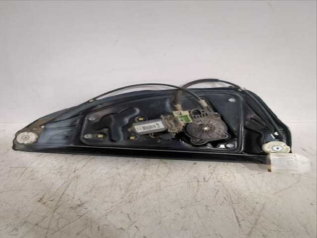 Foto 3ª: Elevalunas Manual Trasero Derecho Land Rover Freelander 2.2 TD4 4X4 160CV [224DT(DW12BTED4) DW12BTED4] (2006)