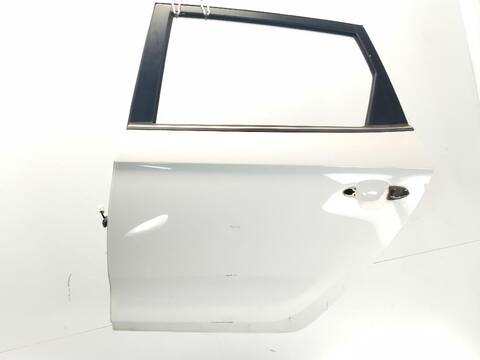 Puerta Trasera Izquierda Kia Carens 1.7 CRDI 116CV