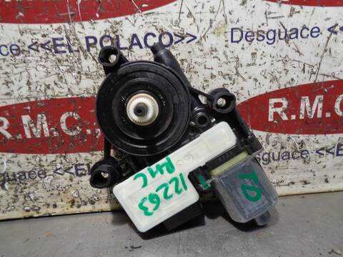 Elevalunas Eléctrico Trasero Izquierdo Seat Leon ERENCE 110CV 81KW