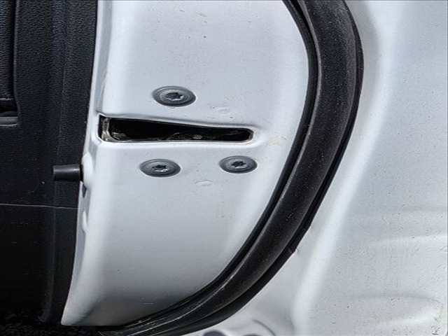 Foto 2ª: Cerradura Puerta Delantera Derecha Toyota Corolla HYBRID STYLE EDITION 140CV 103KW (2024)