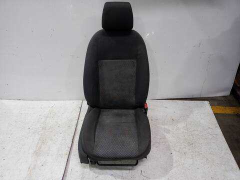 Asiento Delantero Derecho Ford Focus TREND BERLINA 101CV 74KW