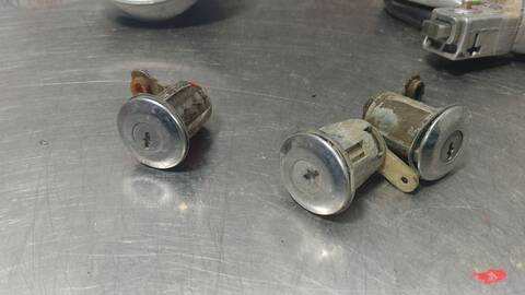 Foto 3ª: Cerradura Puerta Delantera Izquierda Citroen Berlingo 1.6 HDI 92 SX PLUS FAMILIAR 90CV 66KW [D-9HX] (2007)